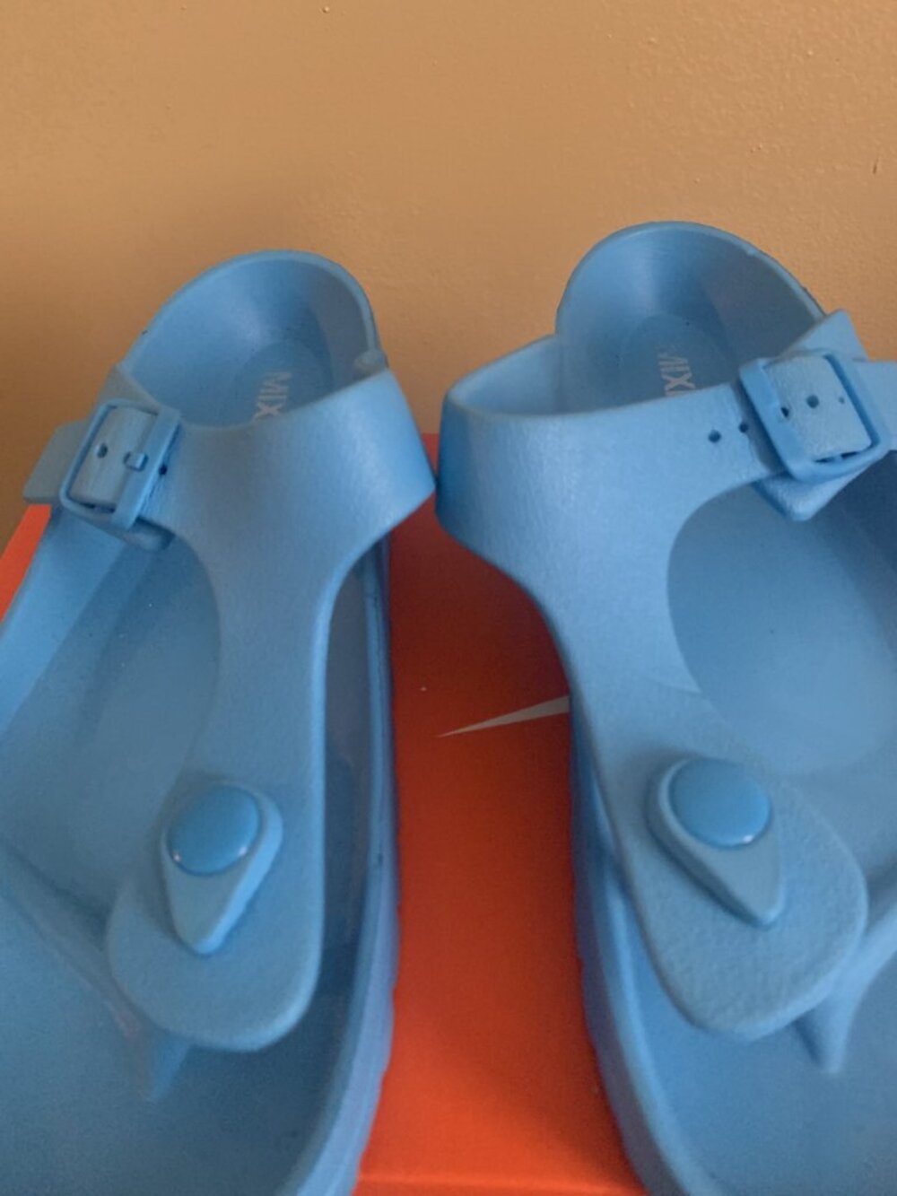 3 Pairs for 1 Price Summer sandals - Picture 16 of 16